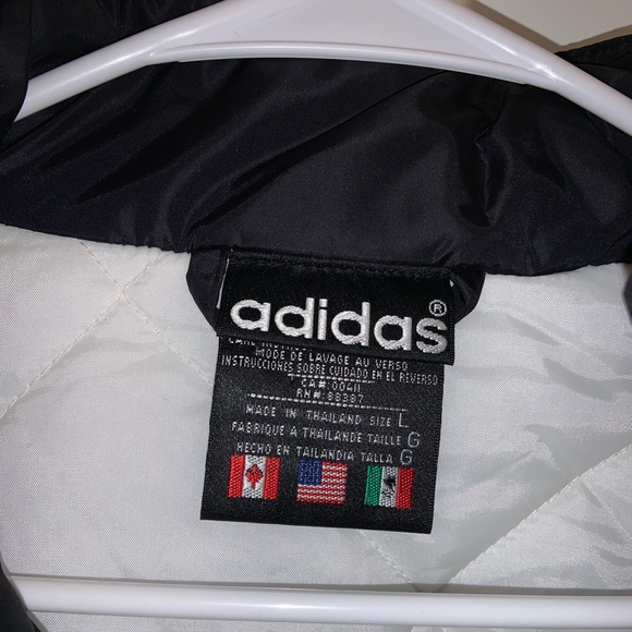 Vintage Adidas 3 Stripe Puffer Jacket Size L - Picture 8 of 8